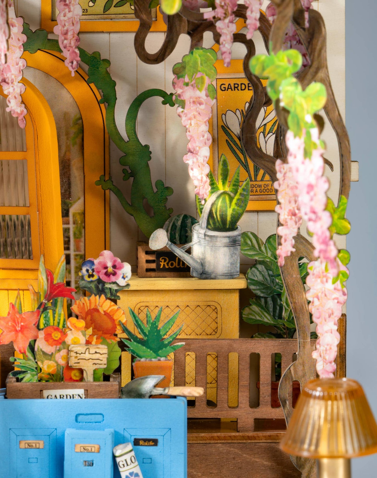 Book Nook Kit: Garden House
