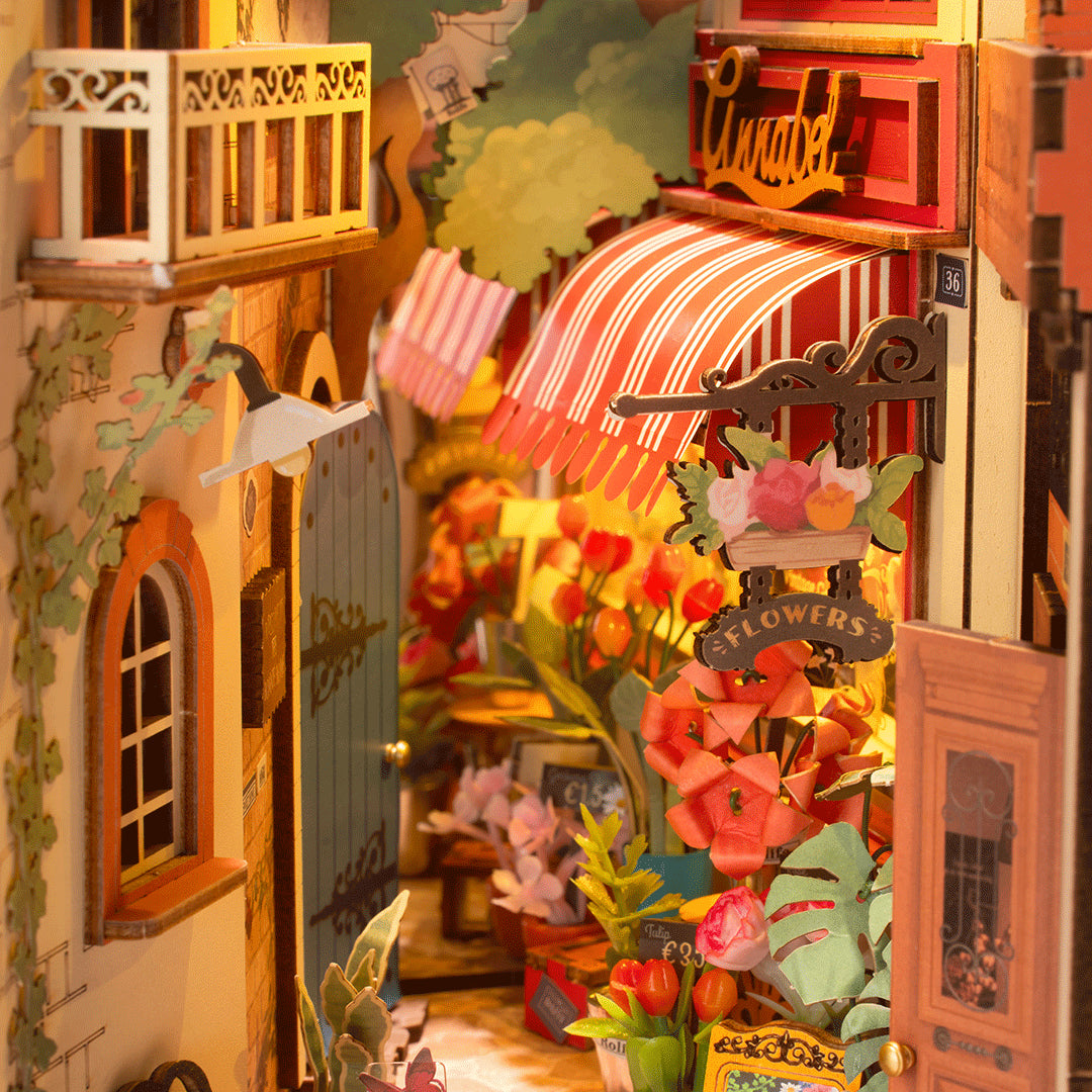 Book Nook Kit: Floral corner
