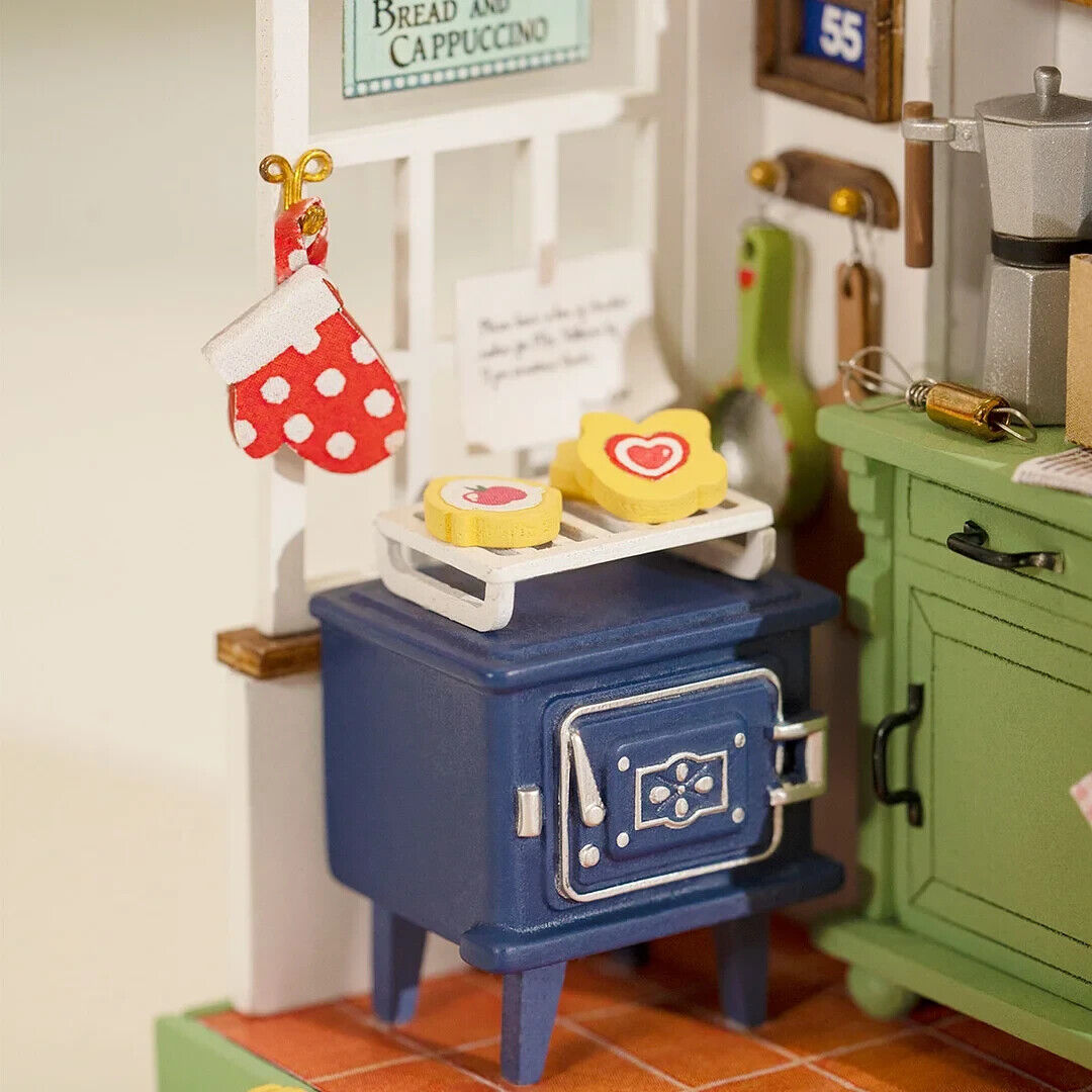 Miniature House Kit - Afternoon Baking Time