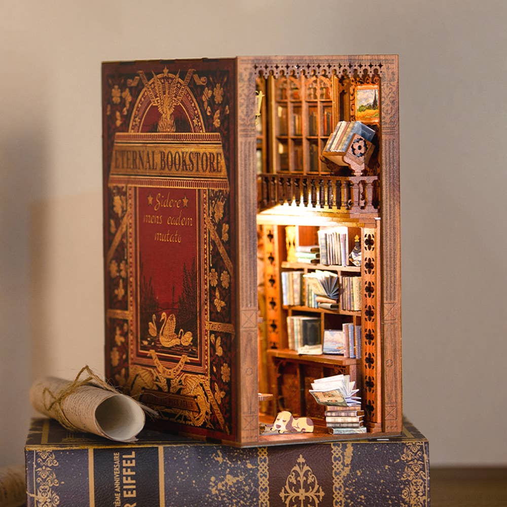 Book Nook Kit: Eternal Bookstore