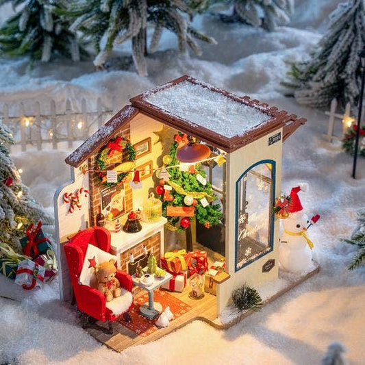 Miniature House Kit - Jul. (spiller Jingle Bells)
